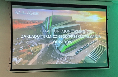 1gAbfCqPKE.jpeg